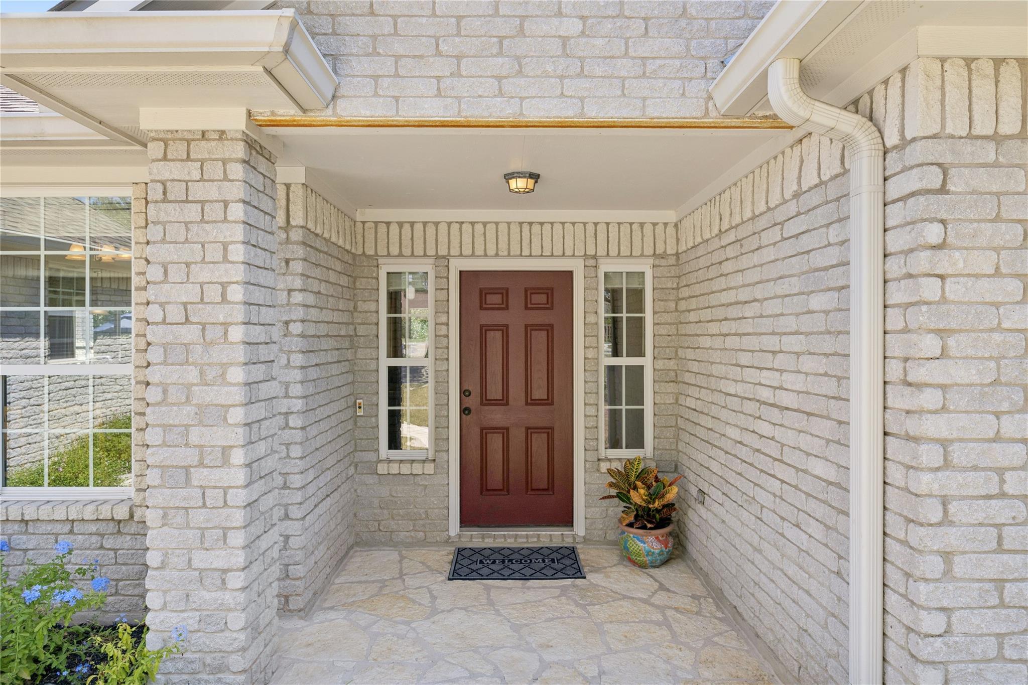 Austin, Texas, 78734, United States, 4 Bedrooms Bedrooms, ,2 BathroomsBathrooms,Residential,For Sale,1982359