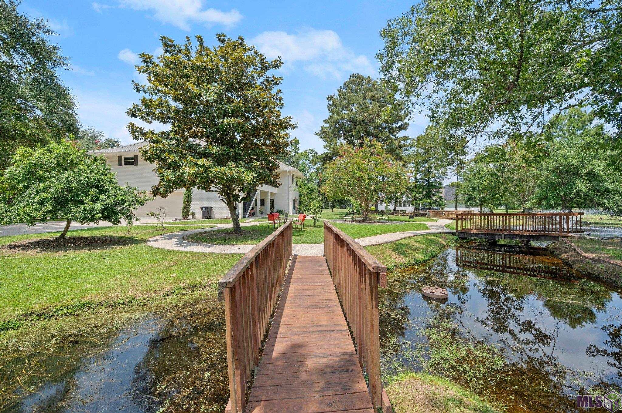 Baton Rouge, Louisiana, 70818, United States, 5 Bedrooms Bedrooms, ,4 BathroomsBathrooms,Residential,For Sale,1899347
