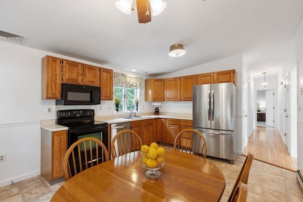 Peabody, Massachusetts, 01960, United States, 5 Bedrooms Bedrooms, ,4 BathroomsBathrooms,Residential,For Sale,1913730