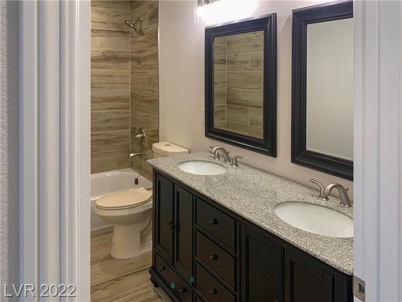 Las Vegas, Nevada, 89122, United States, 5 Bedrooms Bedrooms, ,4 BathroomsBathrooms,Residential,For Sale,2008777