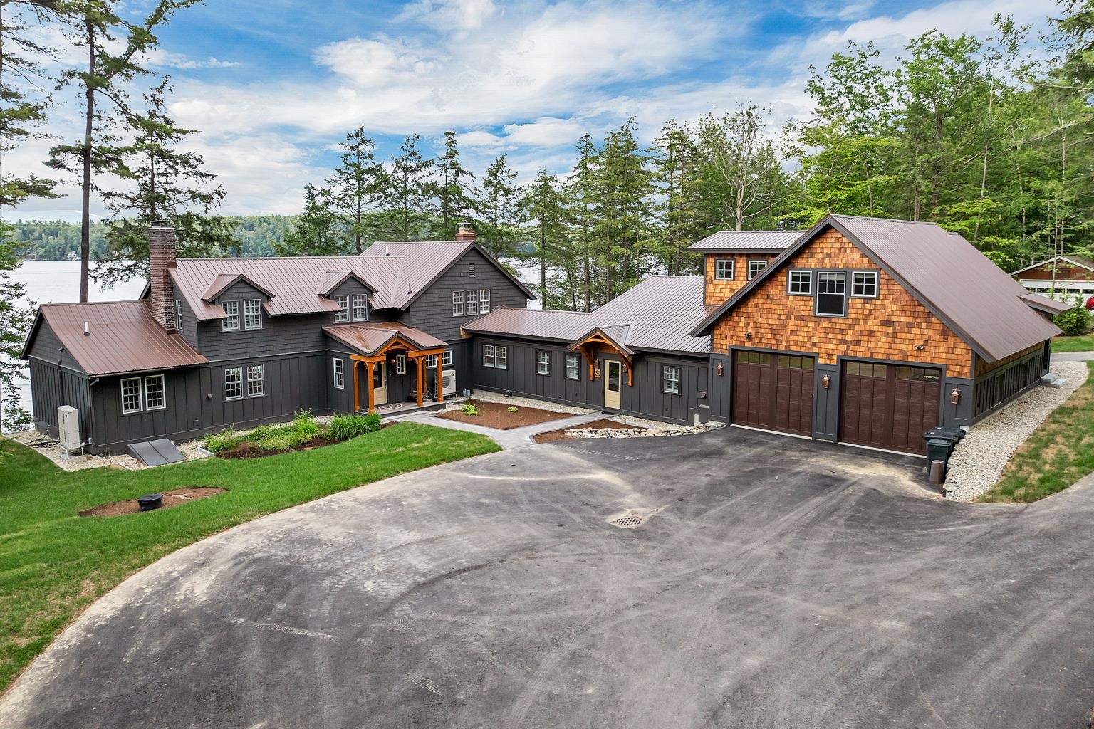 Meredith, New Hampshire, 03253, United States, 7 Bedrooms Bedrooms, ,7 BathroomsBathrooms,Residential,For Sale,1828191