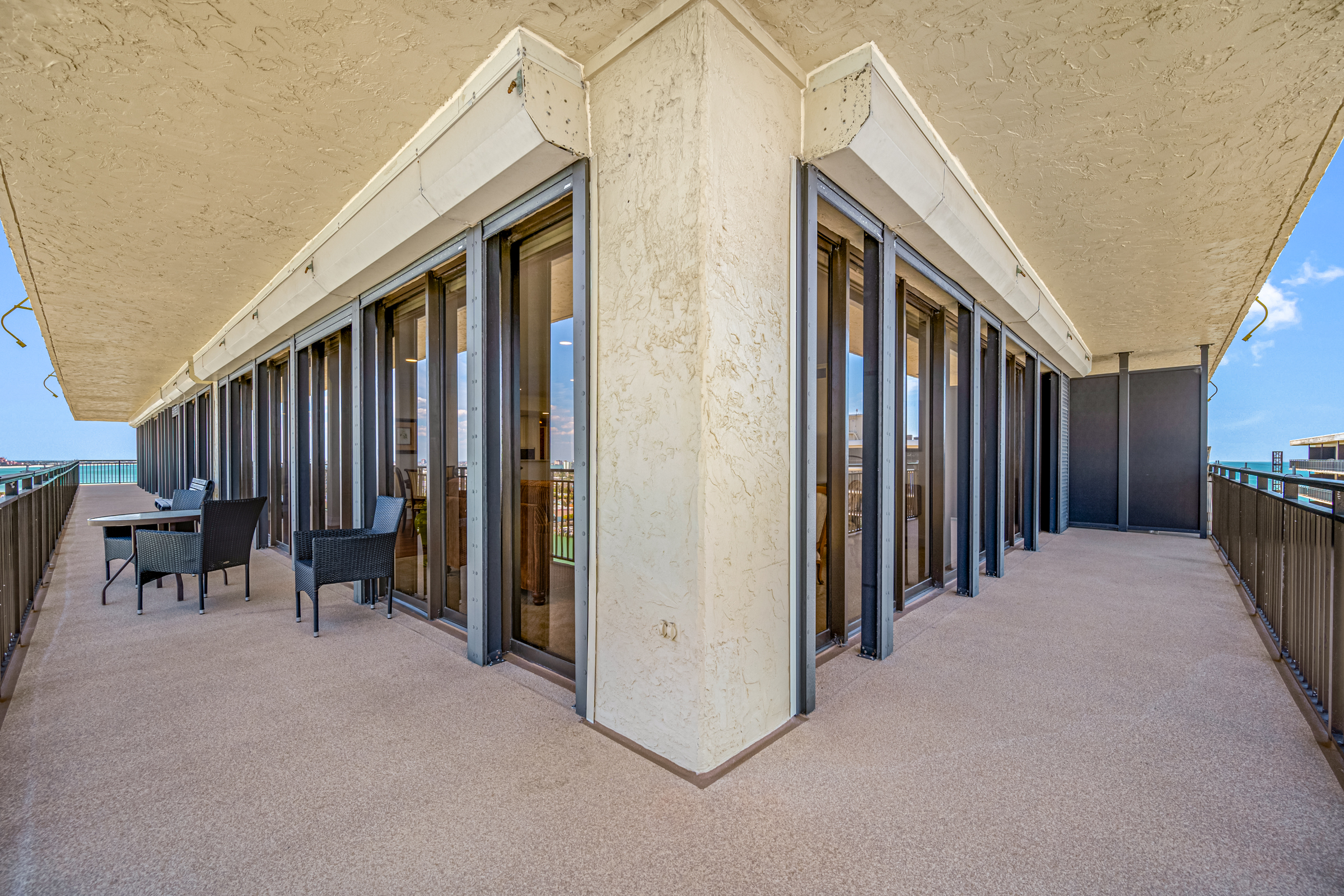 Treasure Island, Florida, 33706, United States, 2 Bedrooms Bedrooms, ,2 BathroomsBathrooms,Residential,For Sale,1998023