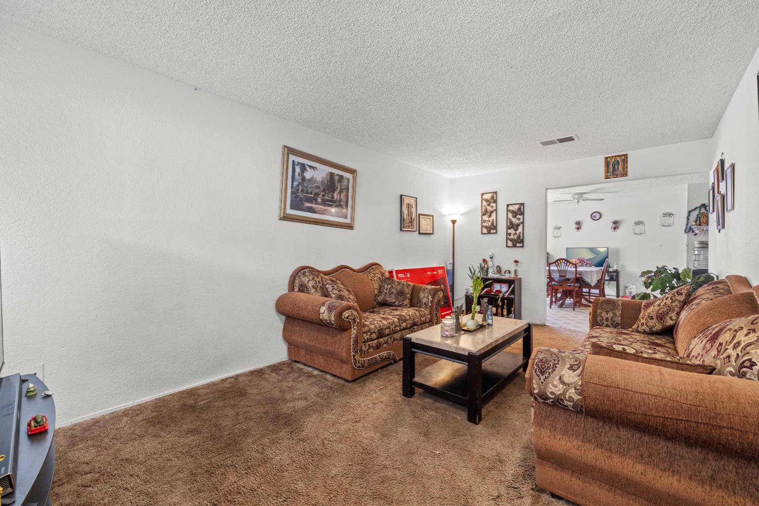 North Highlands, California, 95660, United States, ,Residential,For Sale,1941580