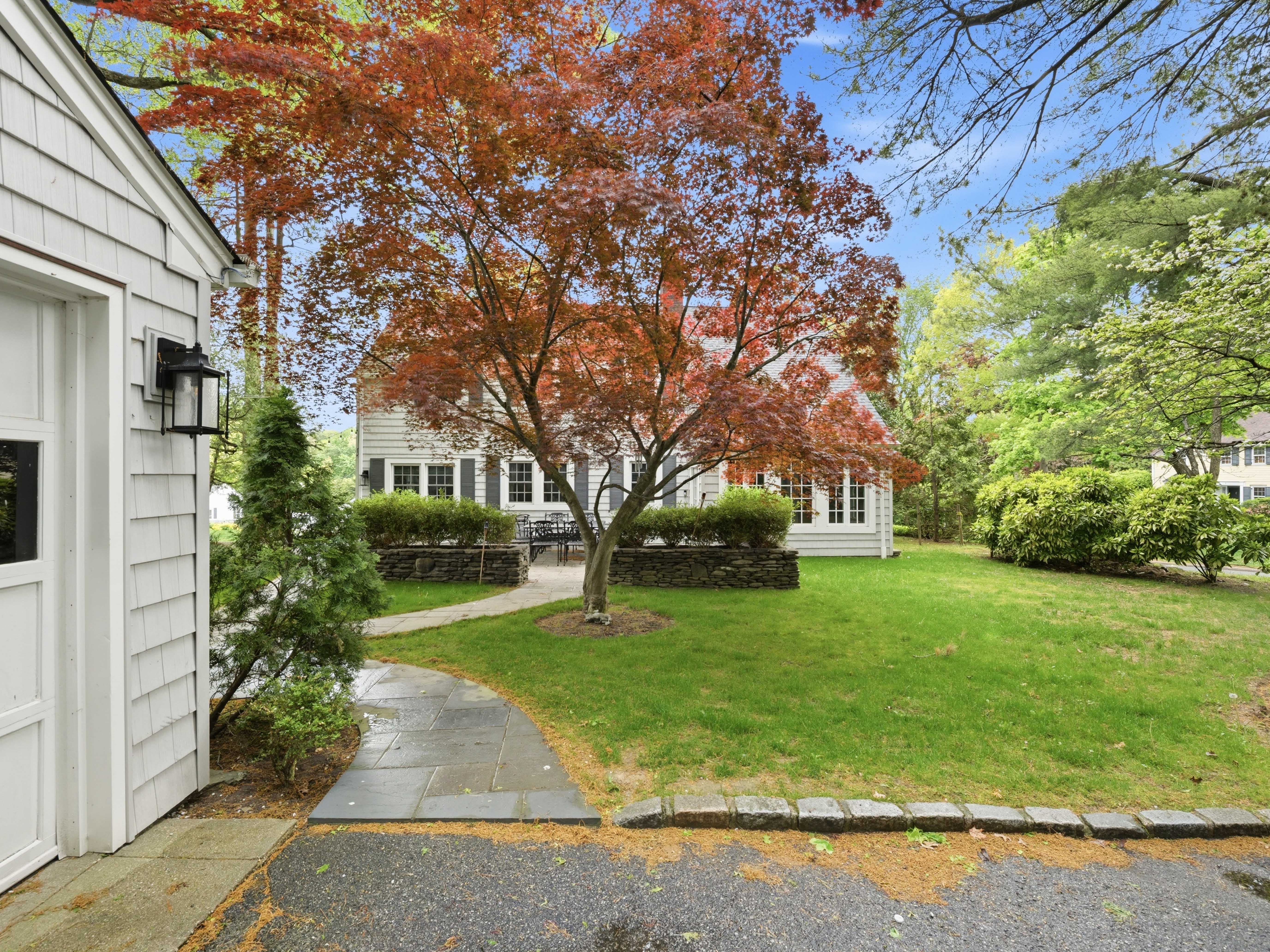  2 Longview Road, Port Washington, NY, 11050 - 物件實景