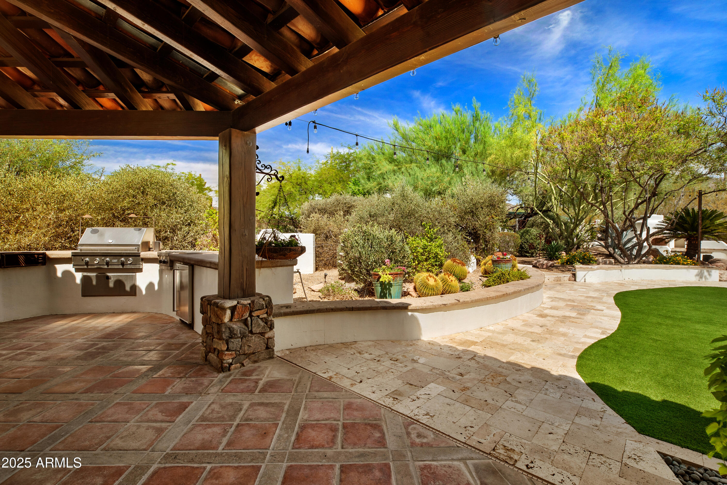 Cave Creek, Arizona, 85331, United States, 2 Bedrooms Bedrooms, ,4 BathroomsBathrooms,Residential,For Sale,1987771