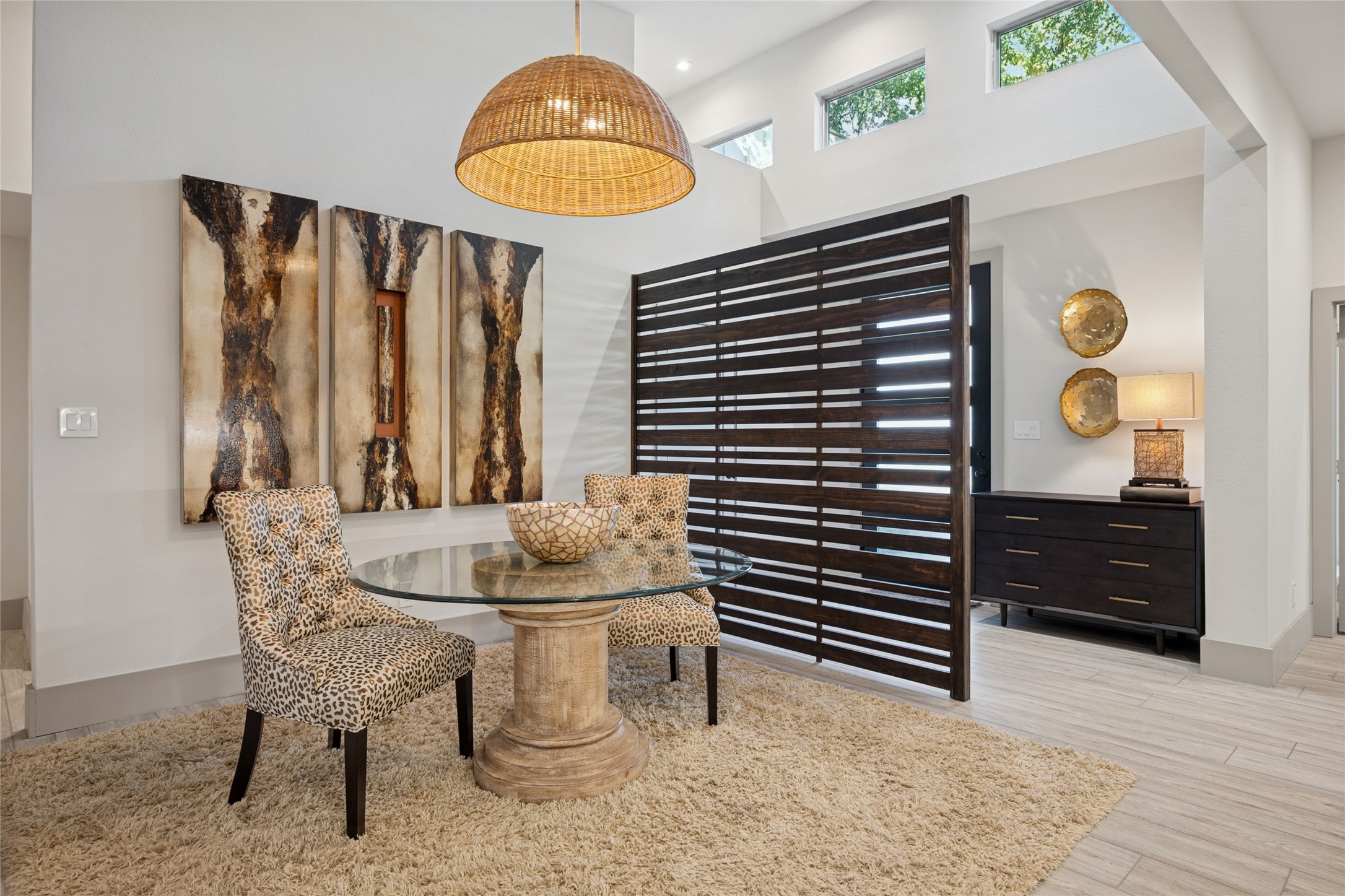 Highland Village, Texas, 75077, United States, 4 Bedrooms Bedrooms, ,3 BathroomsBathrooms,Residential,For Sale,1989492