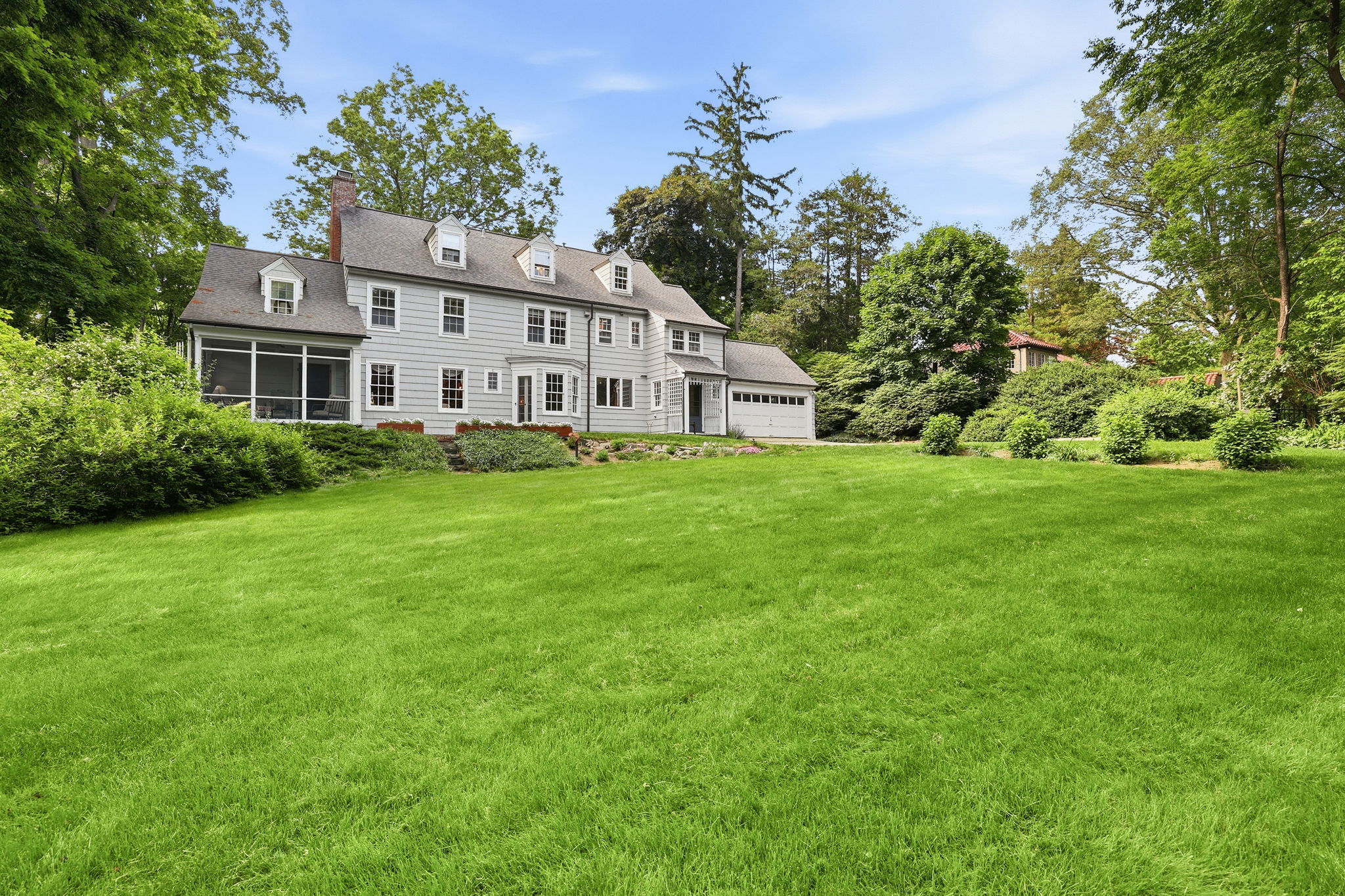 Timeless 1920s Colonial: A Historic Fairfield Grand Dame - 物件實景