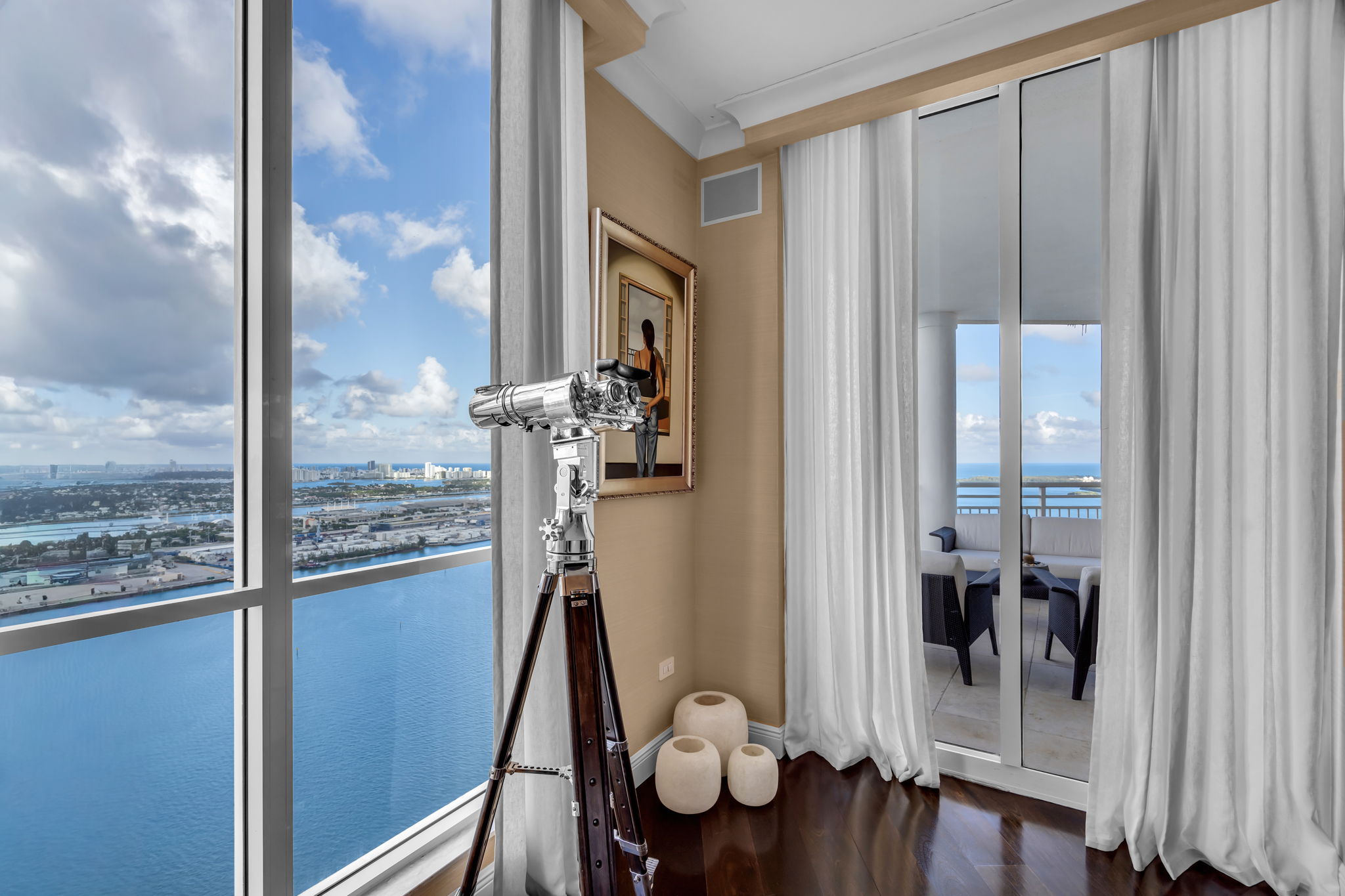  848 Brickell Key Drive LPH4401, Miami, FL, 33131 - 物件實景