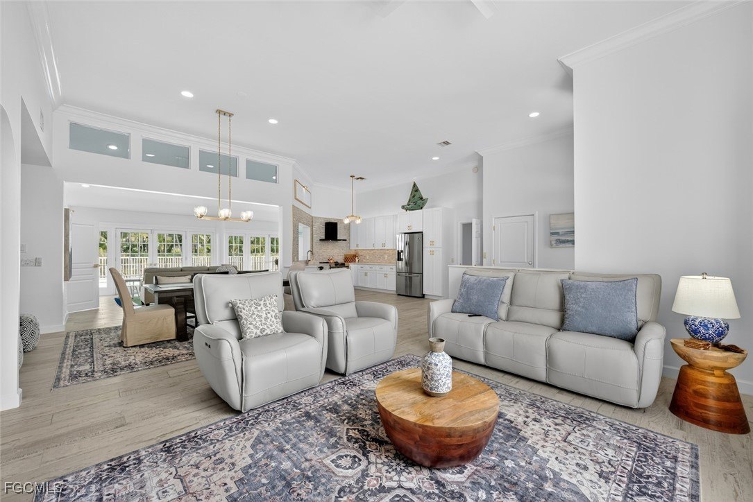 Fort Myers, Florida, 33908, United States, 3 Bedrooms Bedrooms, ,3 BathroomsBathrooms,Residential,For Sale,1973710