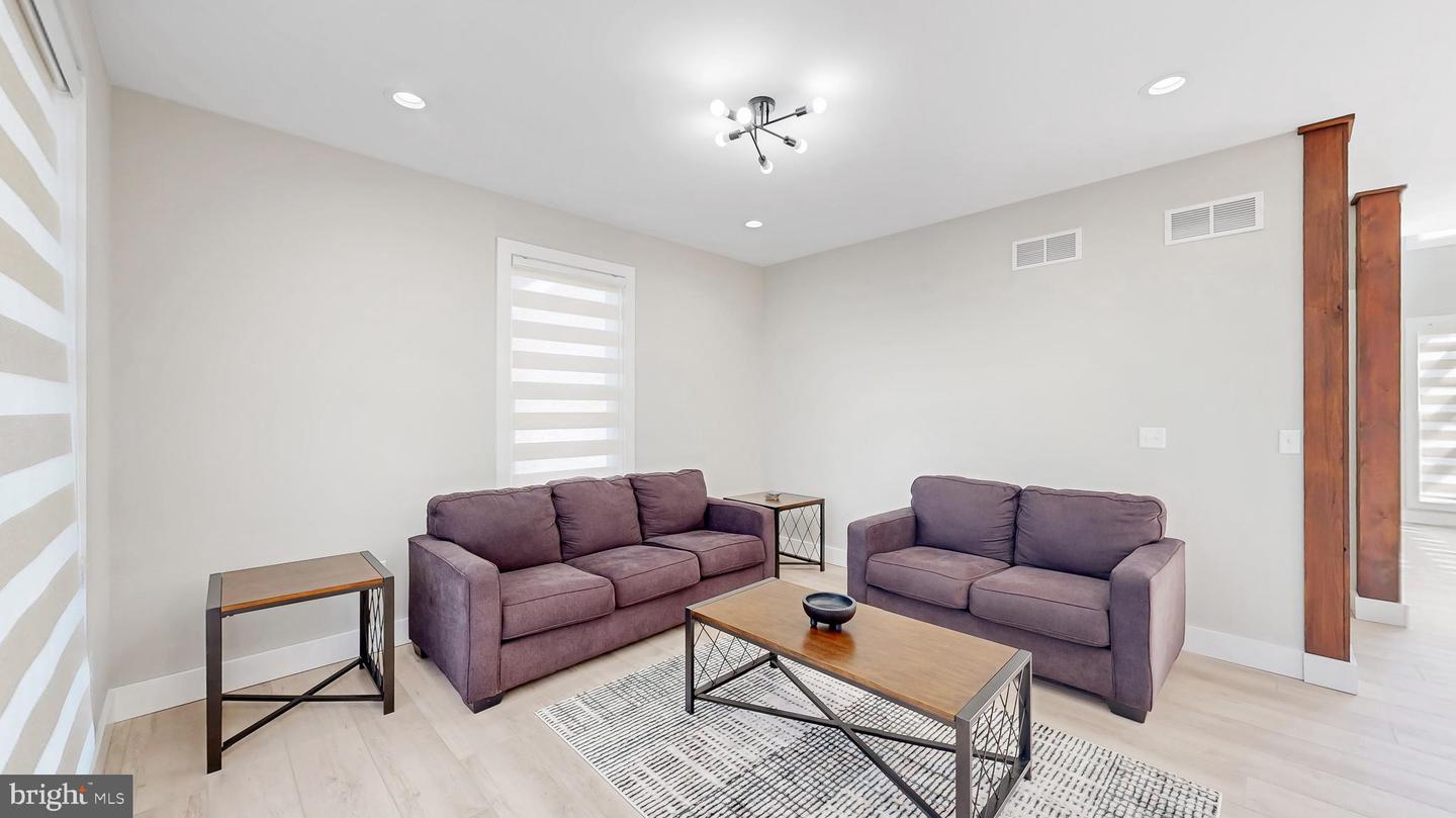 LEWES, Delaware, 19958, United States, 5 Bedrooms Bedrooms, ,7 BathroomsBathrooms,Residential,For Sale,1989878