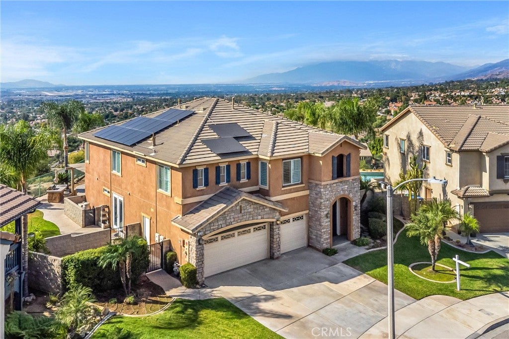 Highland, California, 92346, United States, 5 Bedrooms Bedrooms, ,5 BathroomsBathrooms,Residential,For Sale,1989215