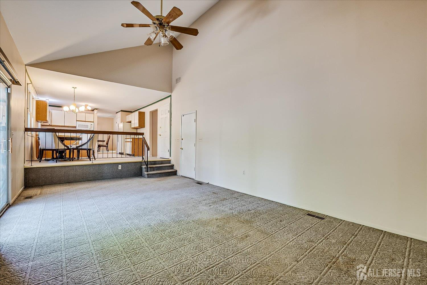 South Plainfield, New Jersey, 07080, United States, 4 Bedrooms Bedrooms, ,3 BathroomsBathrooms,Residential,For Sale,1934191