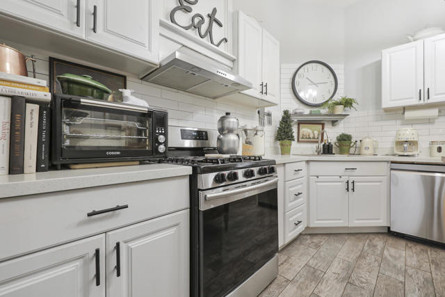 La Quinta, California, 92253, United States, 3 Bedrooms Bedrooms, ,2 BathroomsBathrooms,Residential,For Sale,1996632