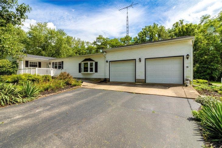 Black Rd, Centerville, IN 47330