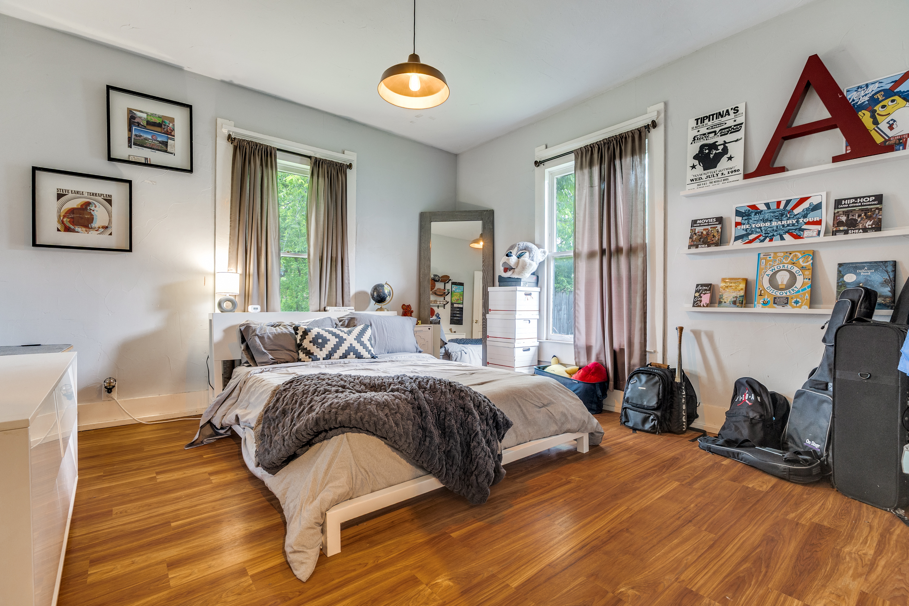  Value Opportunity in Winnetka Heights - 物件實景