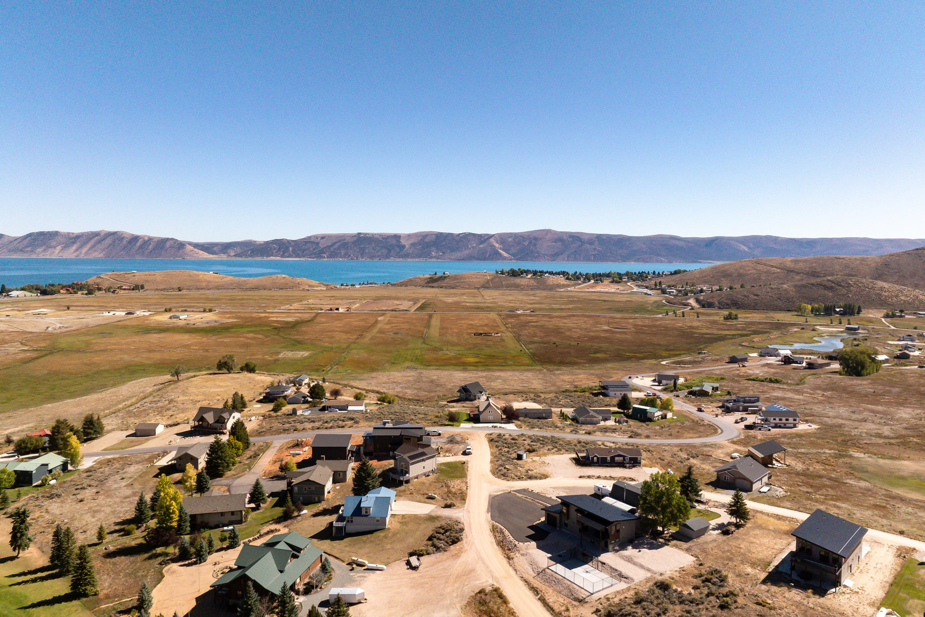  Bear Lake - Known For Its Striking Blue Waters and Scenic Mountain views - 物件實景