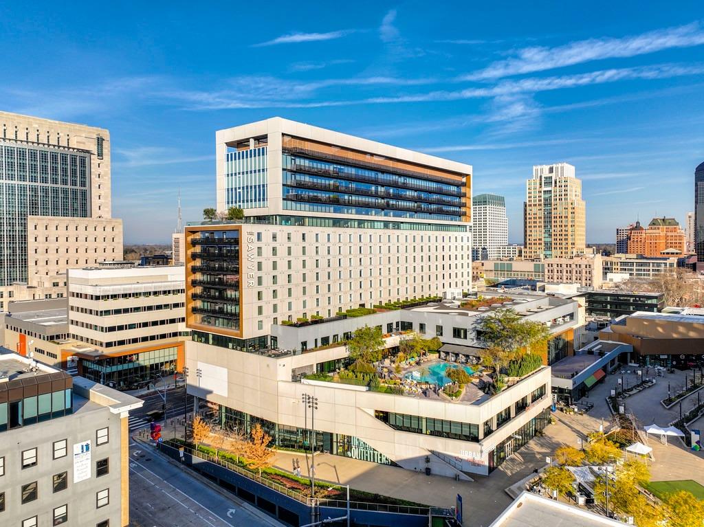 Sacramento, California, 95814, United States, 2 Bedrooms Bedrooms, ,3 BathroomsBathrooms,Residential,For Sale,1905892
