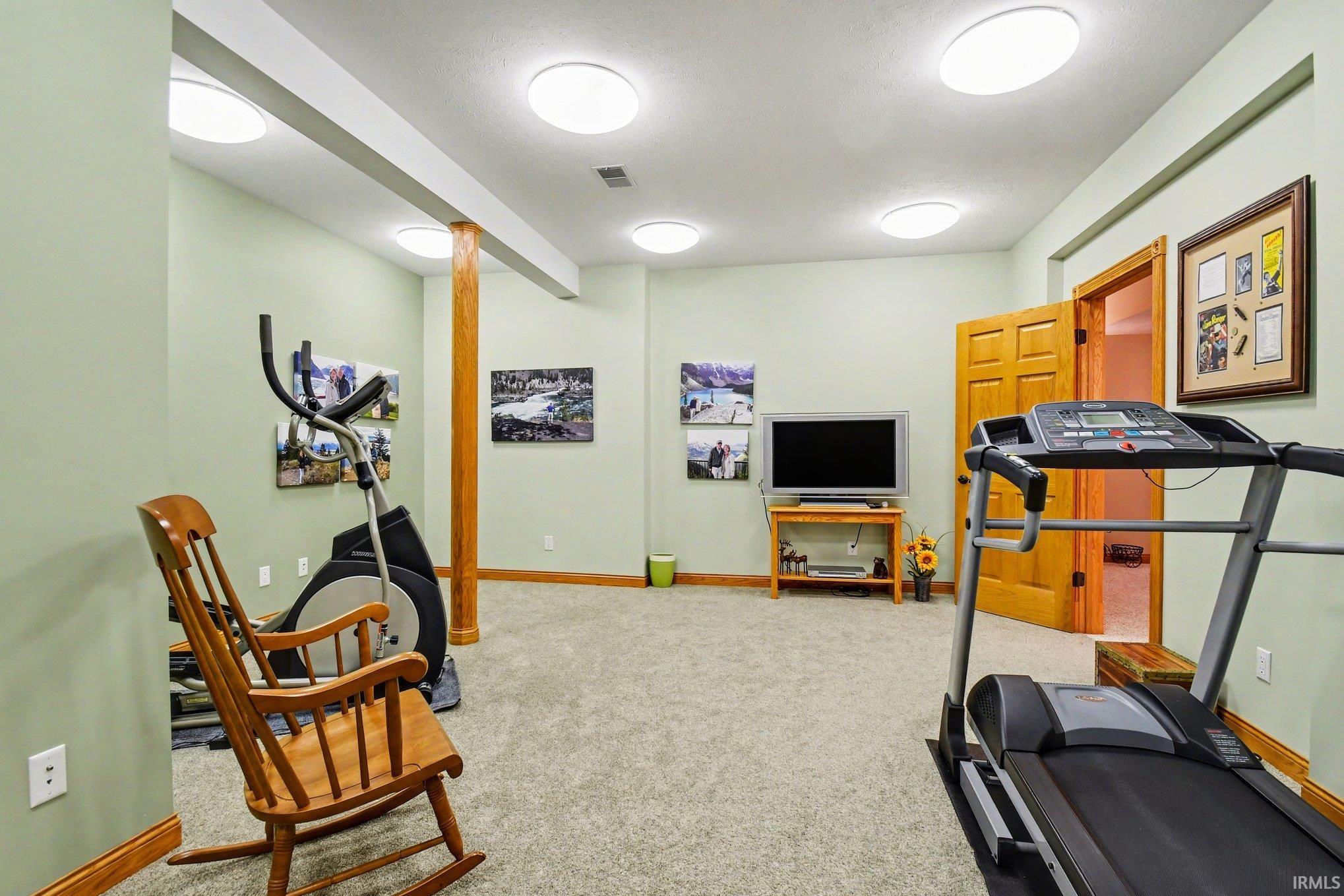 Osceola, Indiana, 46561, United States, 3 Bedrooms Bedrooms, ,3 BathroomsBathrooms,Residential,For Sale,2038856