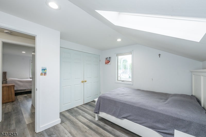 Wanaque Boro, New Jersey, 07420, United States, 4 Bedrooms Bedrooms, ,2 BathroomsBathrooms,Residential,For Sale,2049267