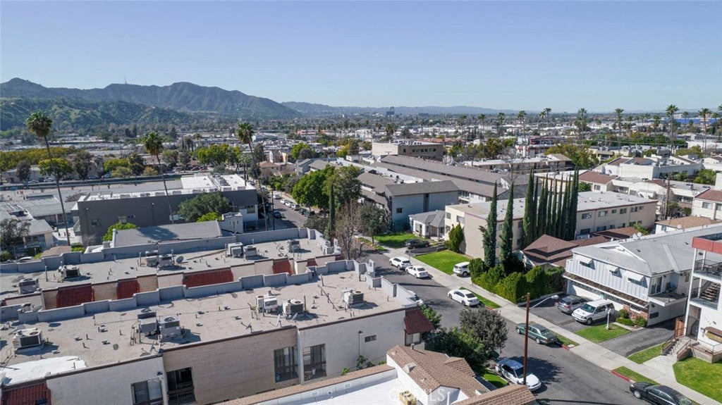 Glendale, California, 91201, United States, ,Residential,For Sale,1939983