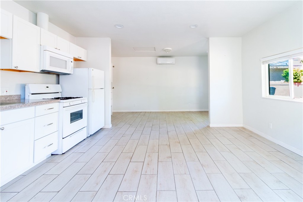 Lancaster, California, 93534, United States, ,Residential,For Sale,1904351