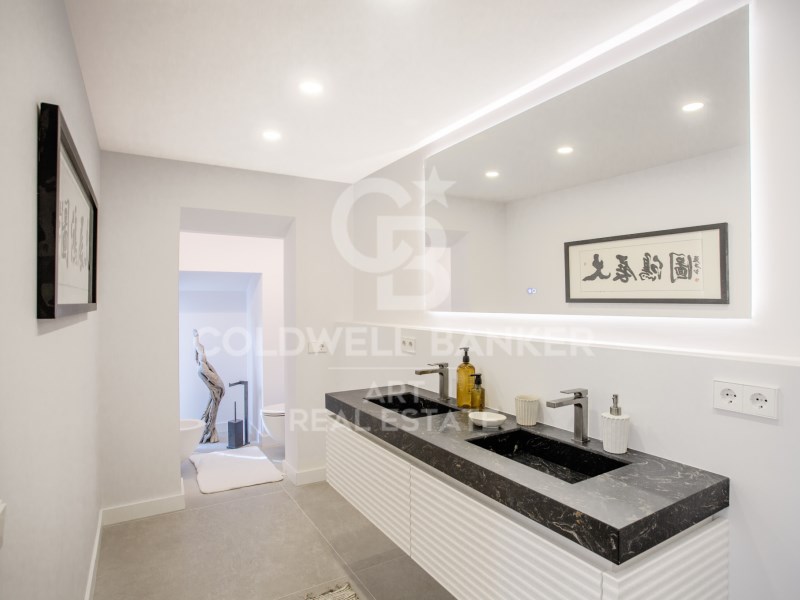 Marbella, Andalusia, ES, 5 Bedrooms Bedrooms, ,5 BathroomsBathrooms,Residential,For Sale,1766343