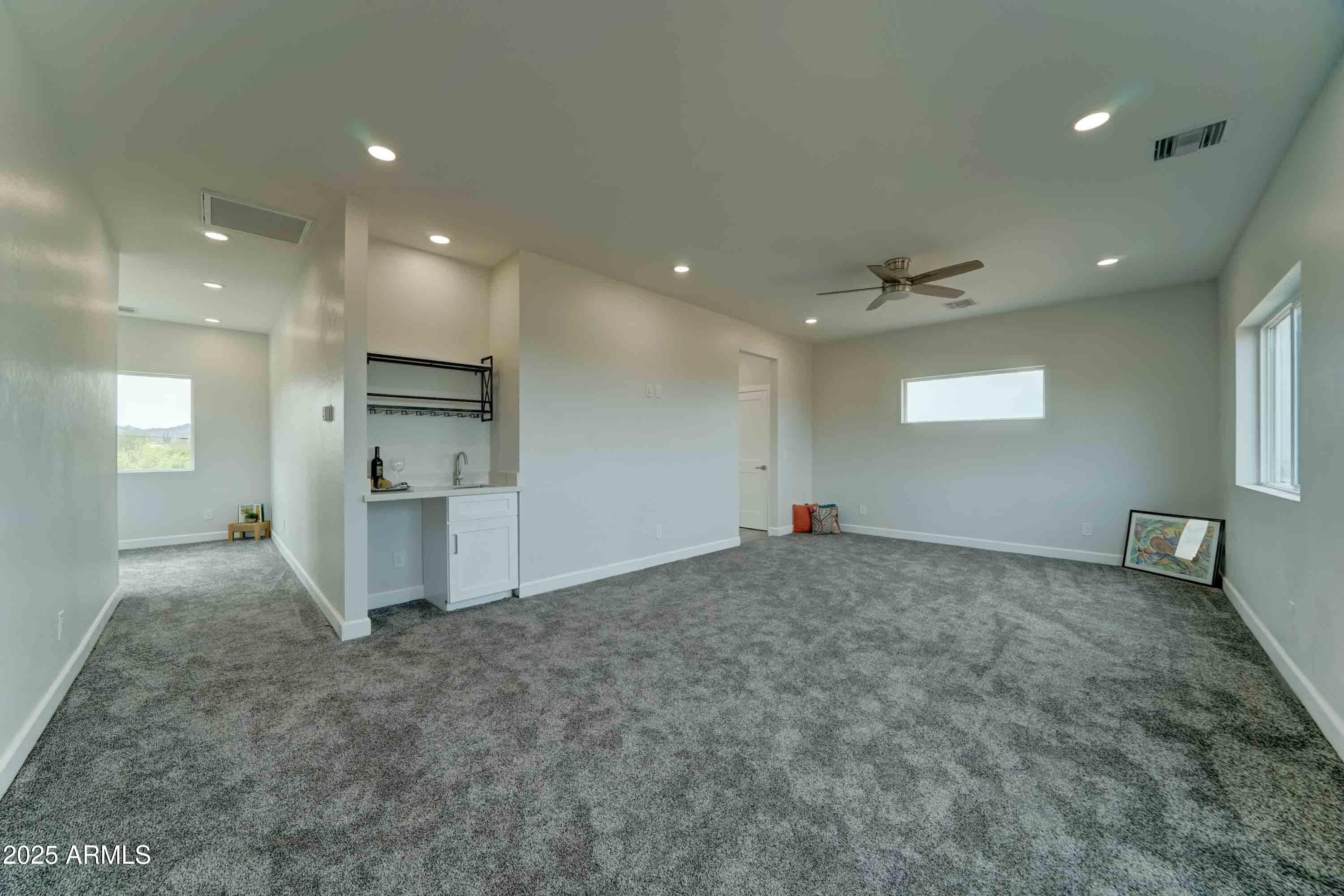 Apache Junction, Arizona, 85119, United States, 3 Bedrooms Bedrooms, ,Residential,For Sale,1917625