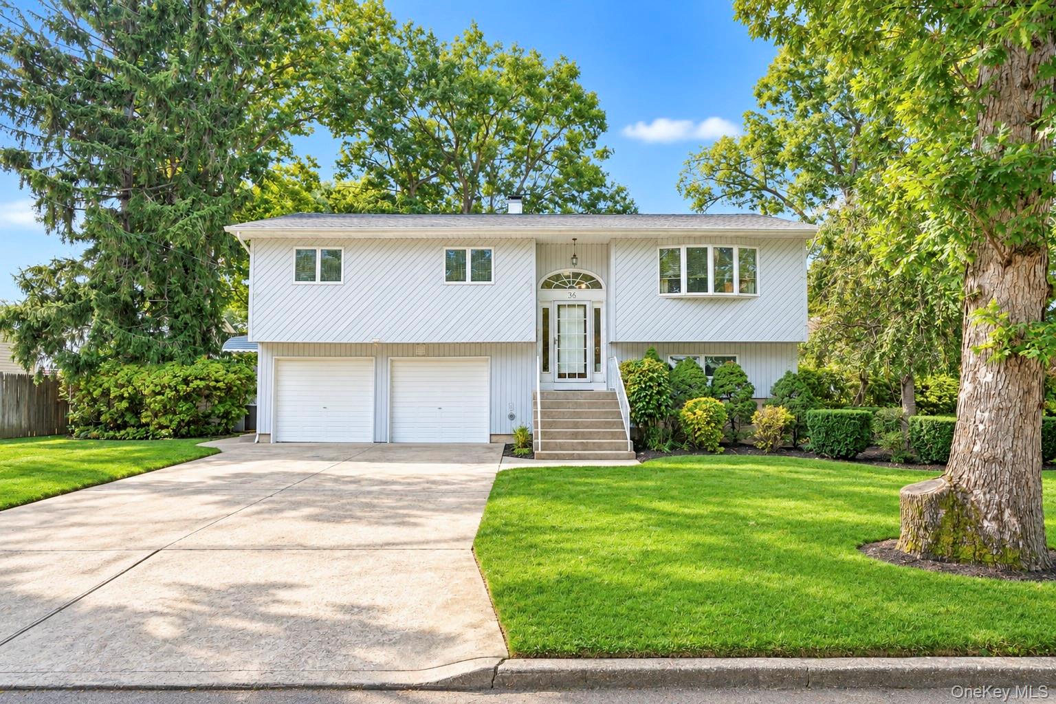 Deer Park Blvd, Deer Park, NY 11729 #1