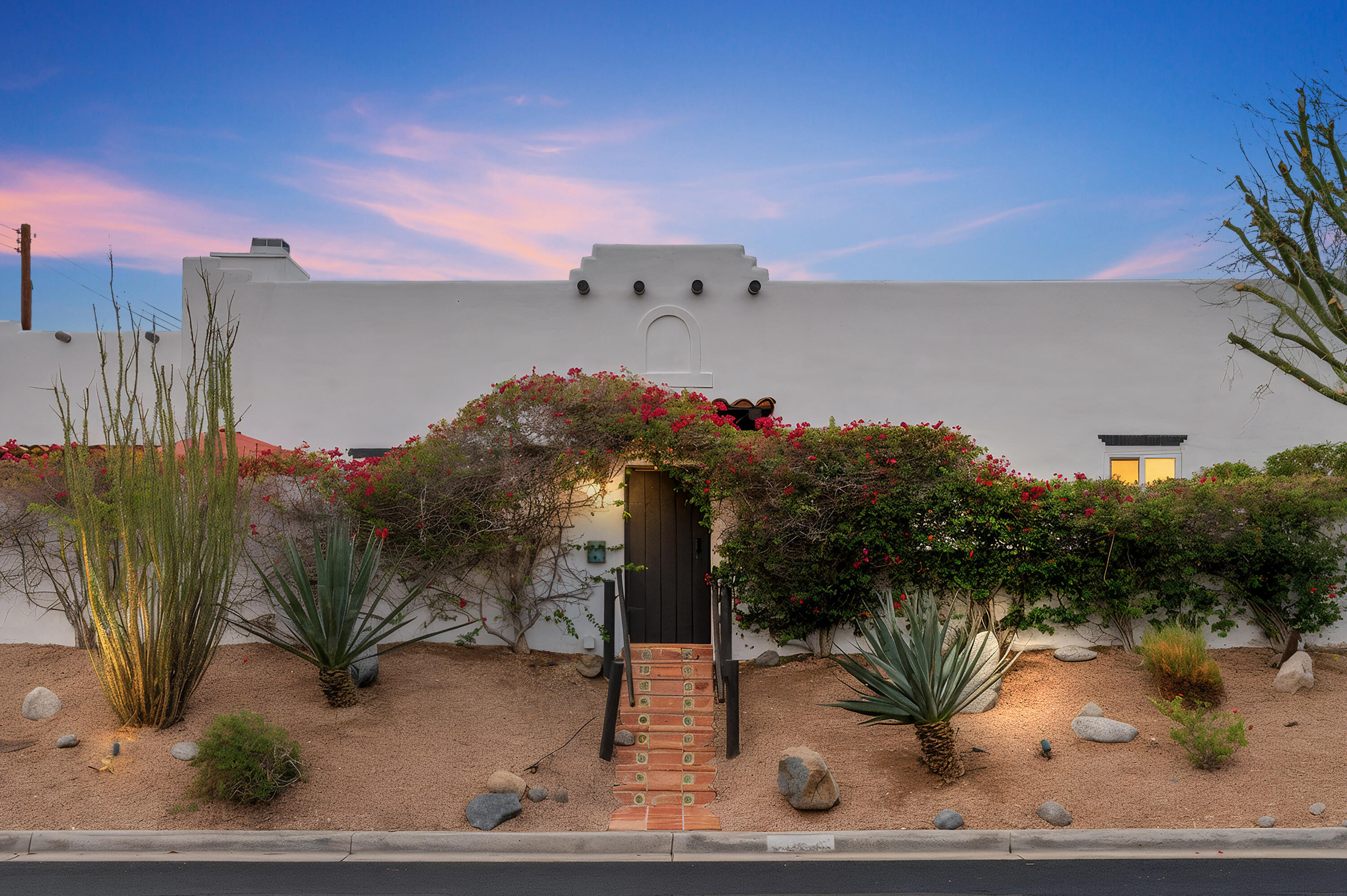 La Quinta, California, 92253, United States, 3 Bedrooms Bedrooms, ,2 BathroomsBathrooms,Residential,For Sale,1995878