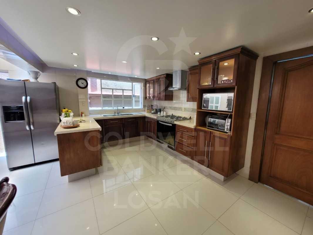 Acueducto de Zempoala, Naucalpan de Juárez, Estado de México, 53296, Mexico, 4 Bedrooms Bedrooms, ,4 BathroomsBathrooms,Residential,For Sale,Acueducto de Zempoala,1441157