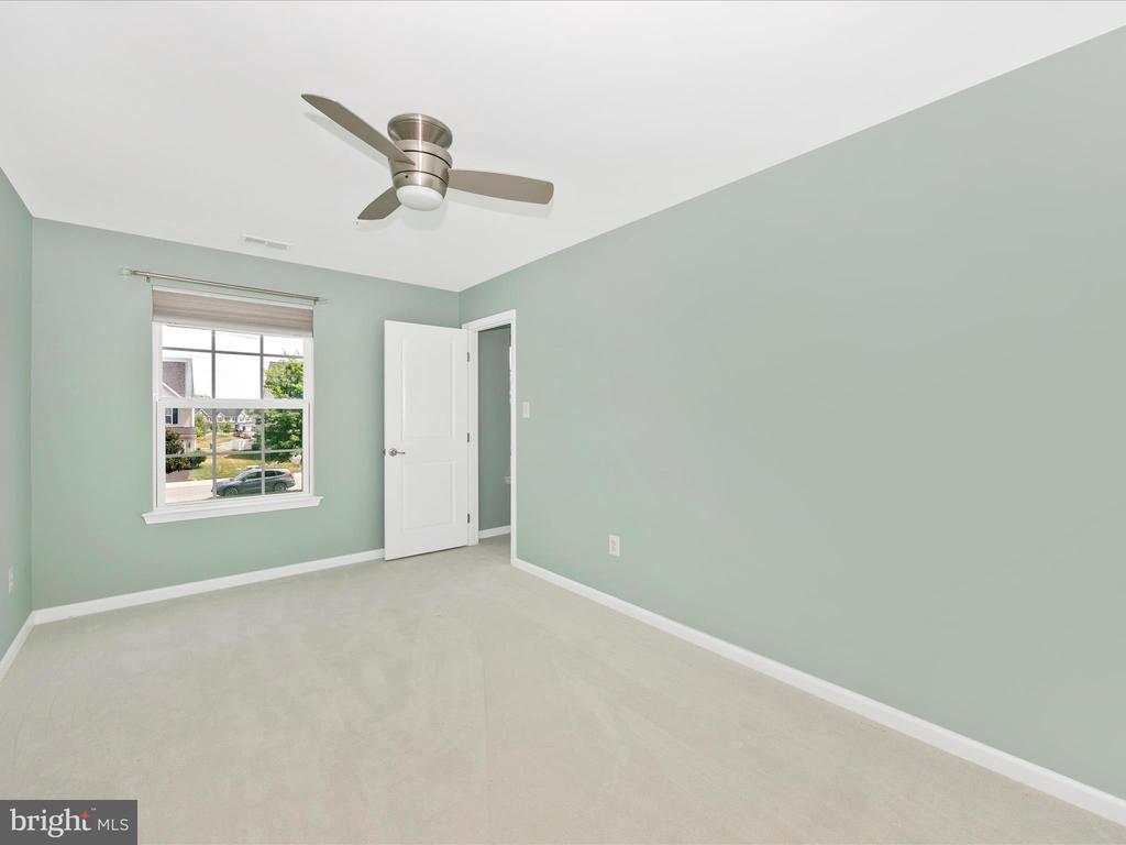 Frederick, Maryland, 21703, United States, 3 Bedrooms Bedrooms, ,3 BathroomsBathrooms,Residential,For Sale,1935549