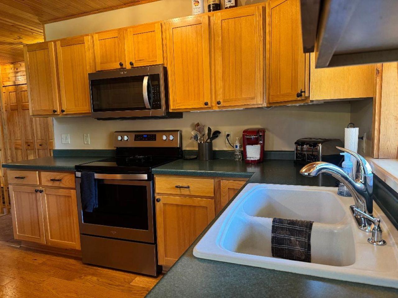 Eisenstein, Wisconsin, 54552, United States, 4 Bedrooms Bedrooms, ,3 BathroomsBathrooms,Residential,For Sale,1974419