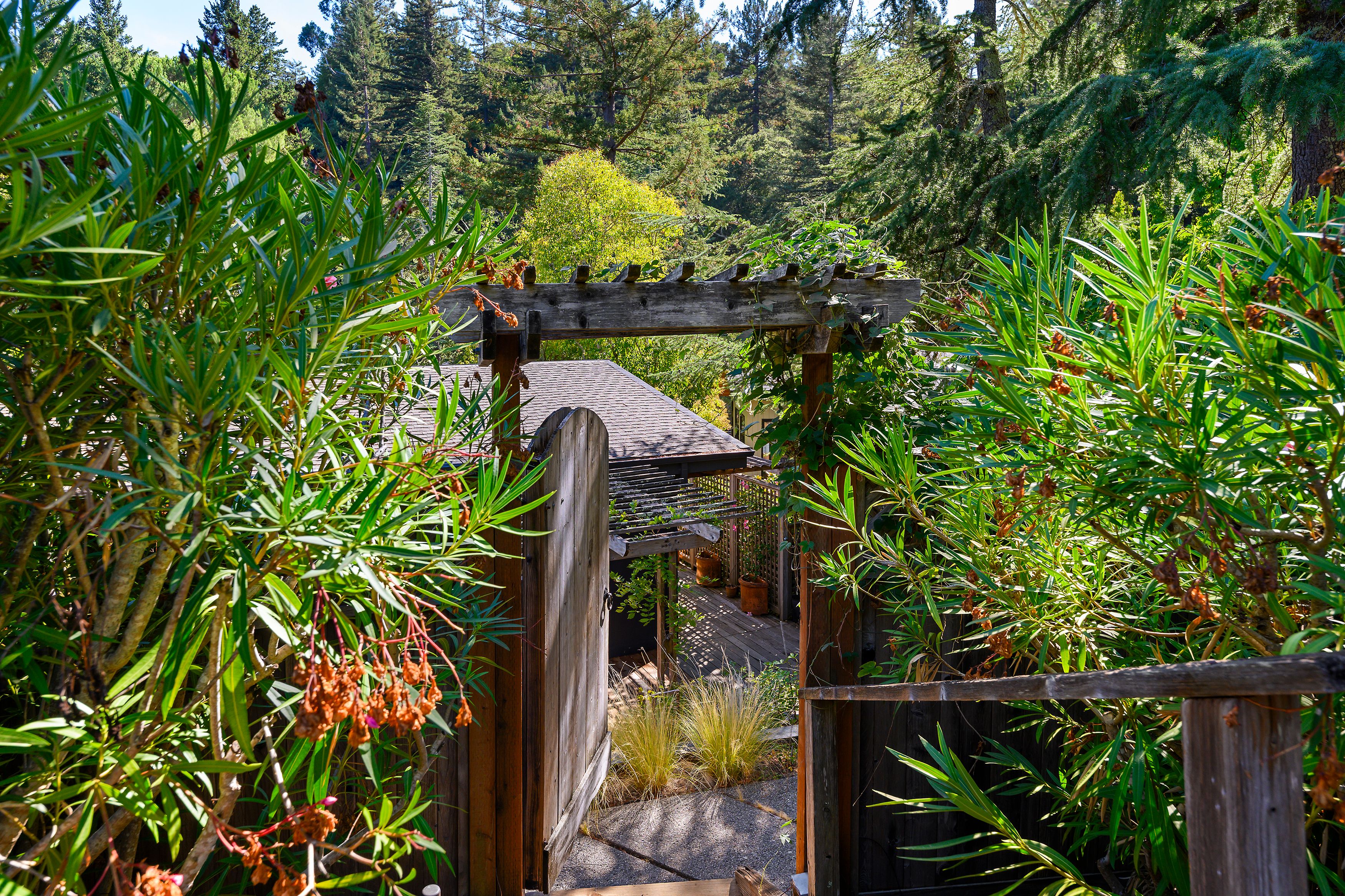  Showstopper Home in Murray Park - 物件實景