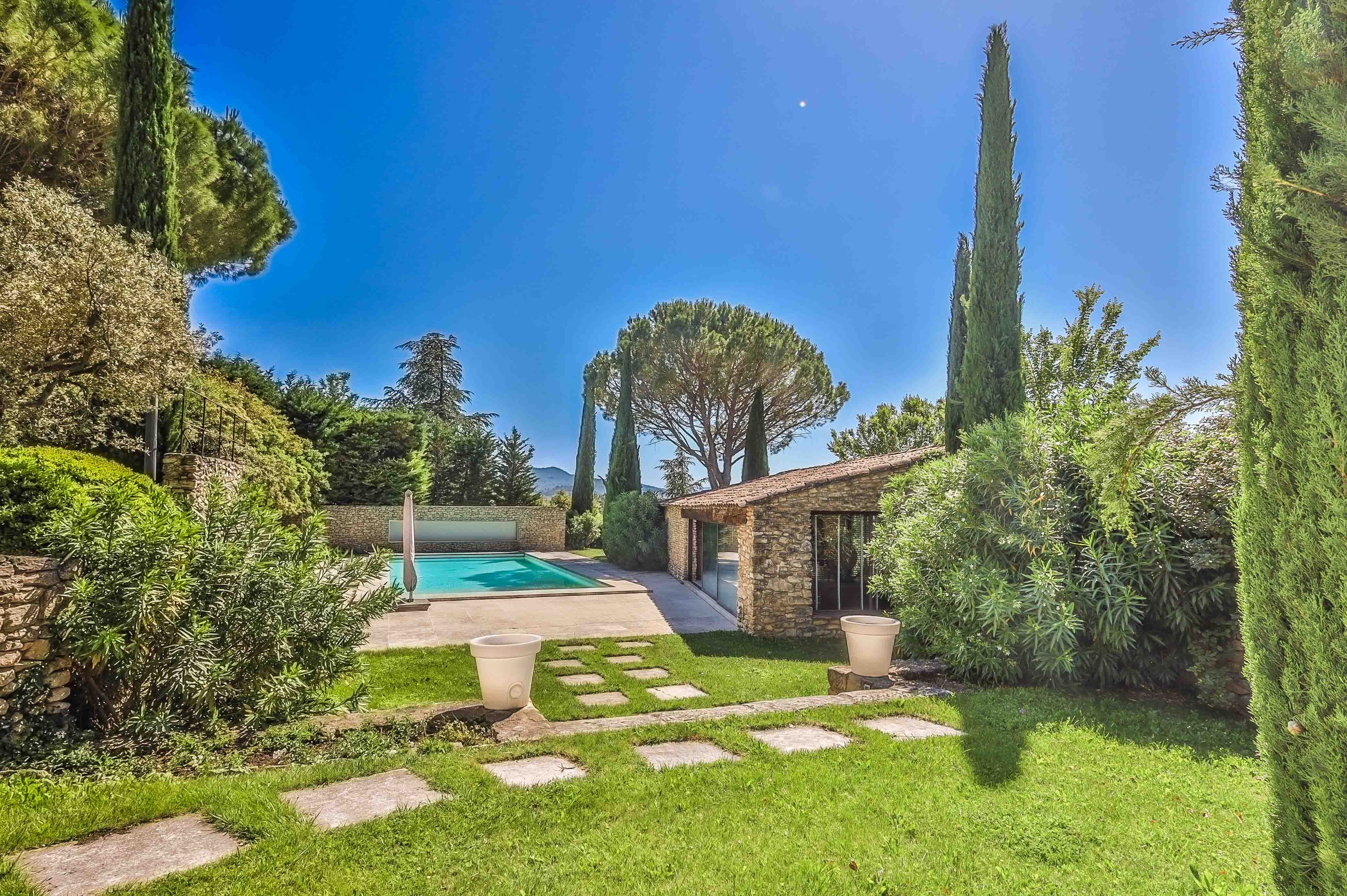  A rare and inspiring estate in one of Provence