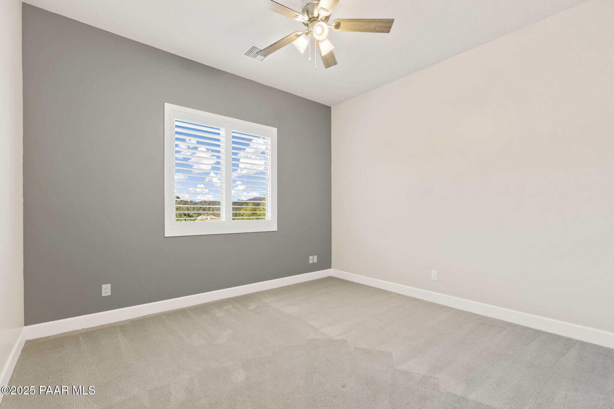 Prescott, Arizona, 86305, United States, 4 Bedrooms Bedrooms, ,2 BathroomsBathrooms,Residential,For Sale,1987901