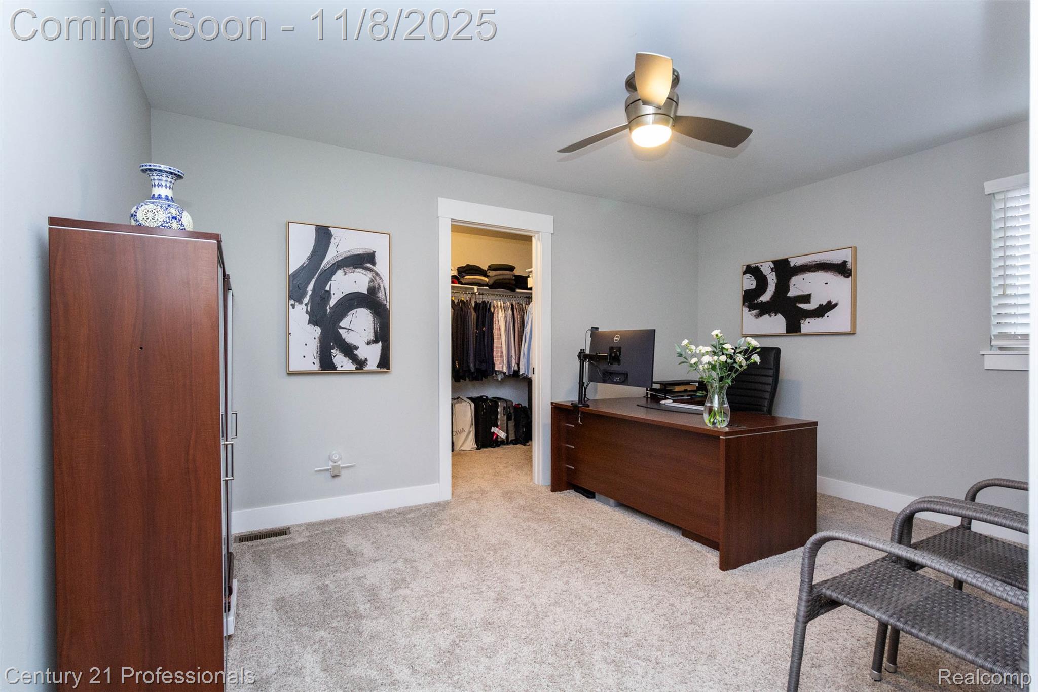 Macomb, Michigan, 48044, United States, 4 Bedrooms Bedrooms, ,3 BathroomsBathrooms,Residential,For Sale,1985765