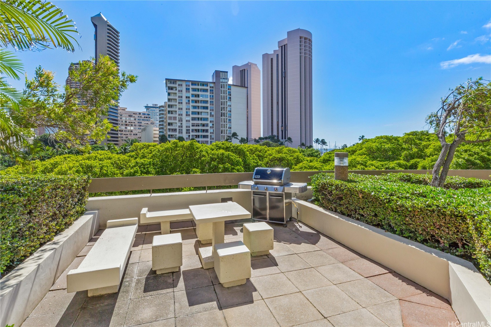 Honolulu, Hawaii, 96815, United States, 1 Bedroom Bedrooms, ,1 BathroomBathrooms,Residential,For Sale,1963842