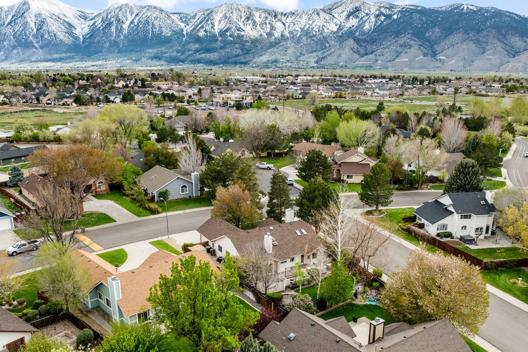  Windhaven Home with Designer Kitchen and Extensive Upgrades - 物件實景