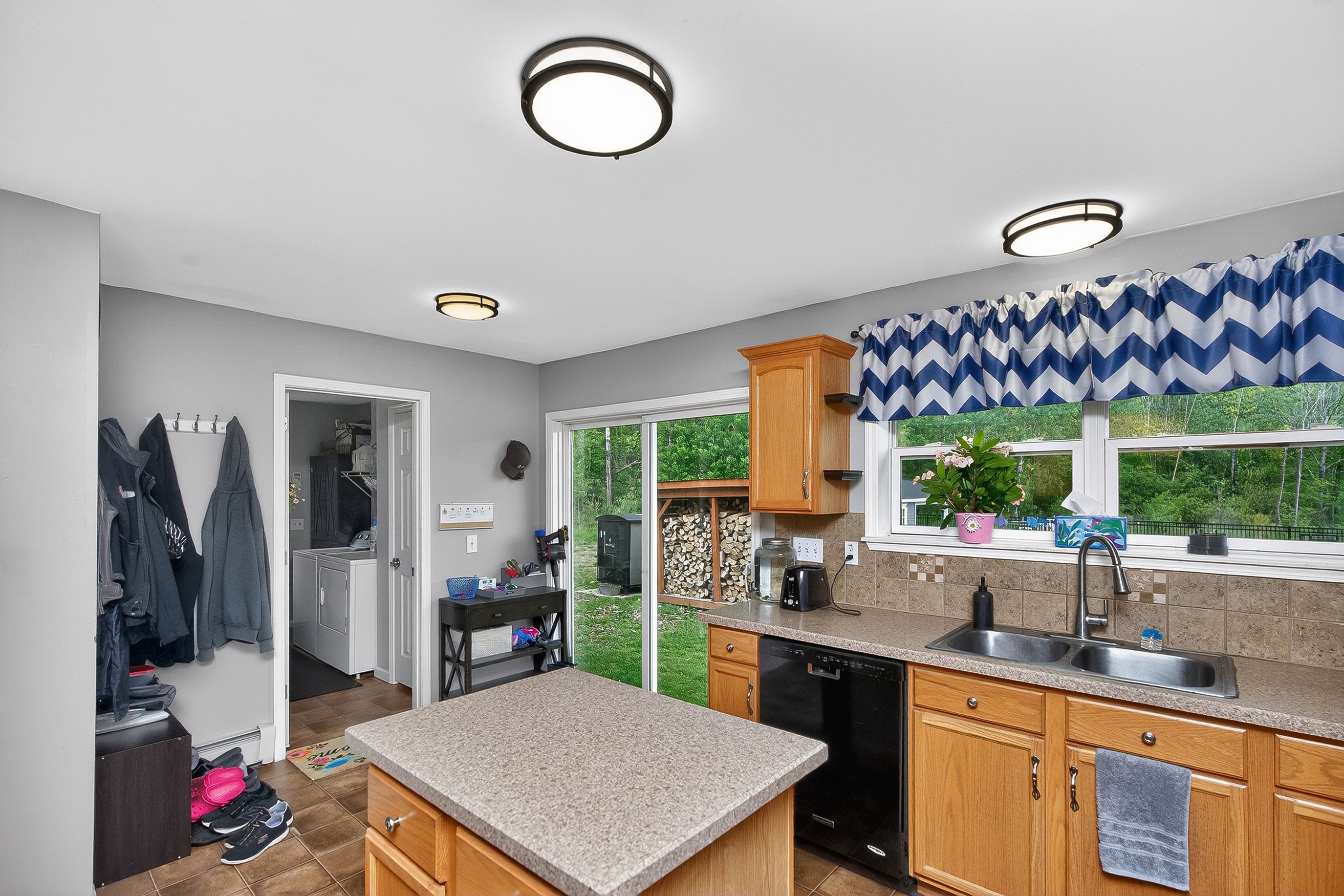  170 Sullivan Road, Charleston, NY, 12066 - 物件實景