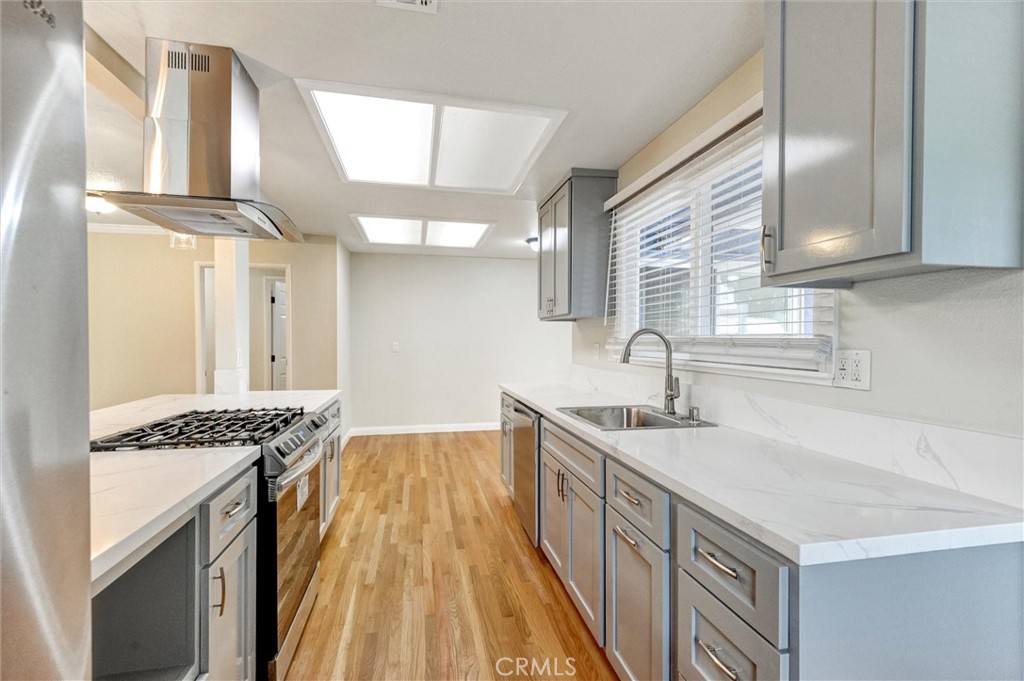Buena Park, California, 90620, United States, 4 Bedrooms Bedrooms, ,3 BathroomsBathrooms,Residential,For Sale,1846266