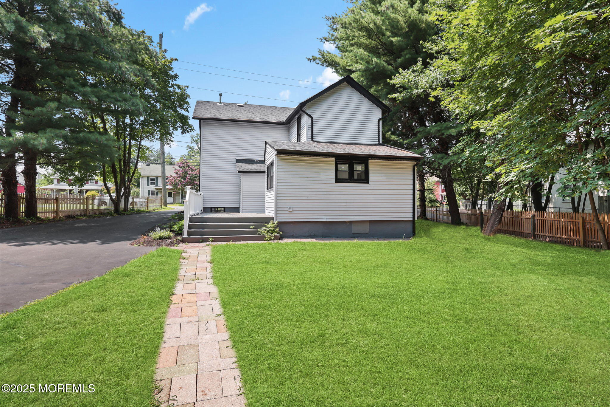 Matawan, New Jersey, 07747, United States, 3 Bedrooms Bedrooms, ,2 BathroomsBathrooms,Residential,For Sale,1977234