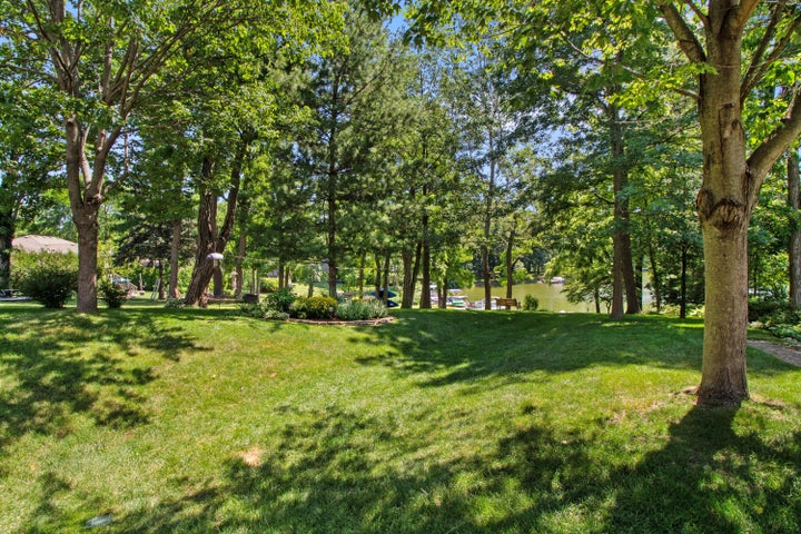 Crown Point, Indiana, 46307, United States, 3 Bedrooms Bedrooms, ,3 BathroomsBathrooms,Residential,For Sale,1942577