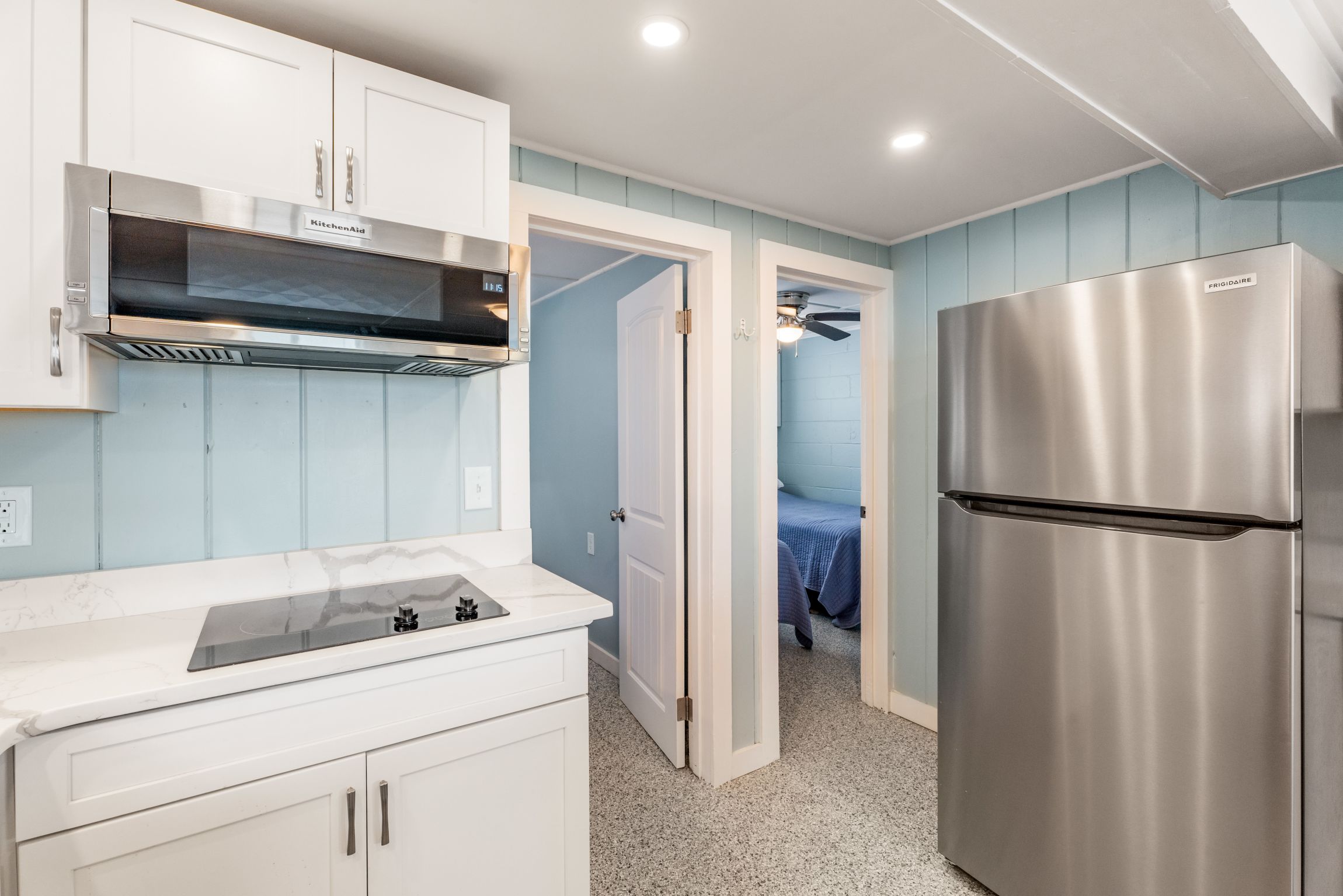  27 Concord Avenue, Hampton, NH, 03842 - 物件實景