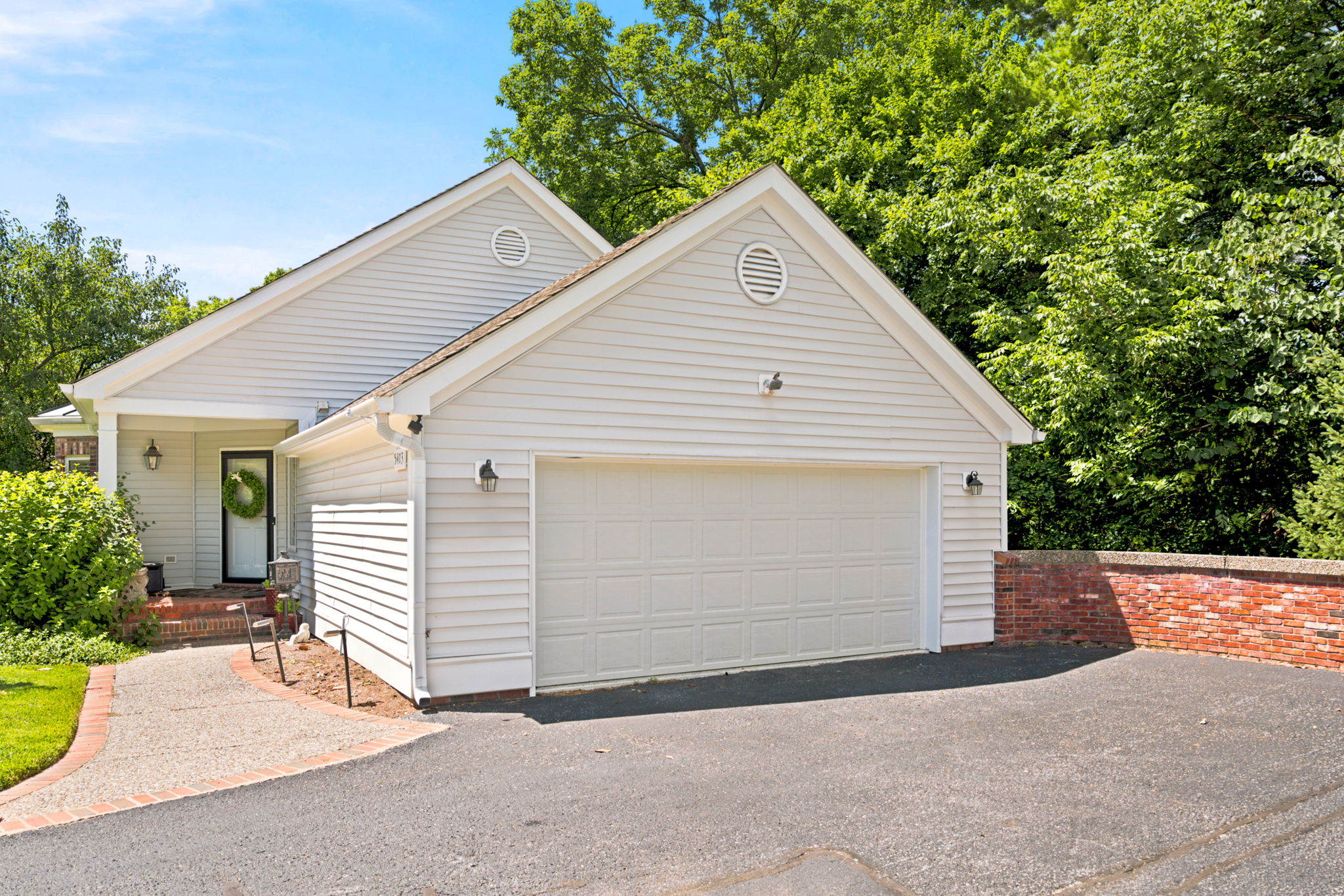  5403 Indian Woods Drive, Louisville, KY 40207 - 物件實景