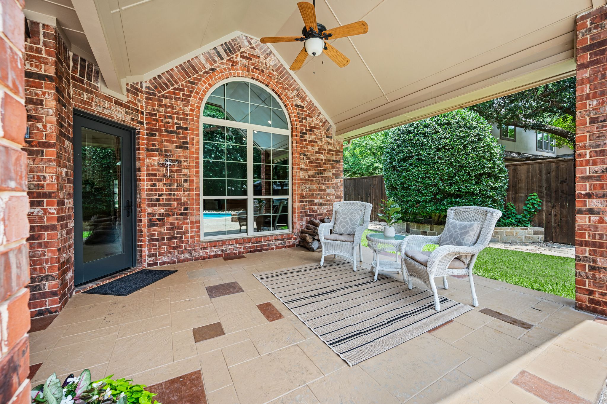  Timeless Elegance on Nearly Half an Acre in Prestigious Southlake Hills - 物件實景