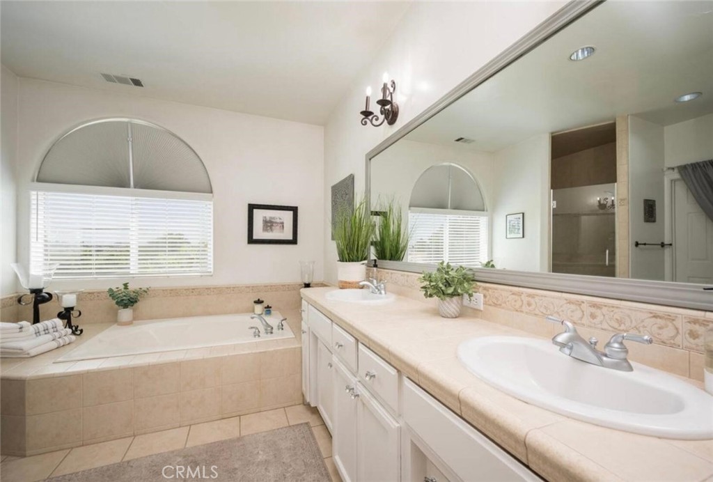 Paso Robles, California, 93446, United States, 3 Bedrooms Bedrooms, ,3 BathroomsBathrooms,Residential,For Sale,2031229