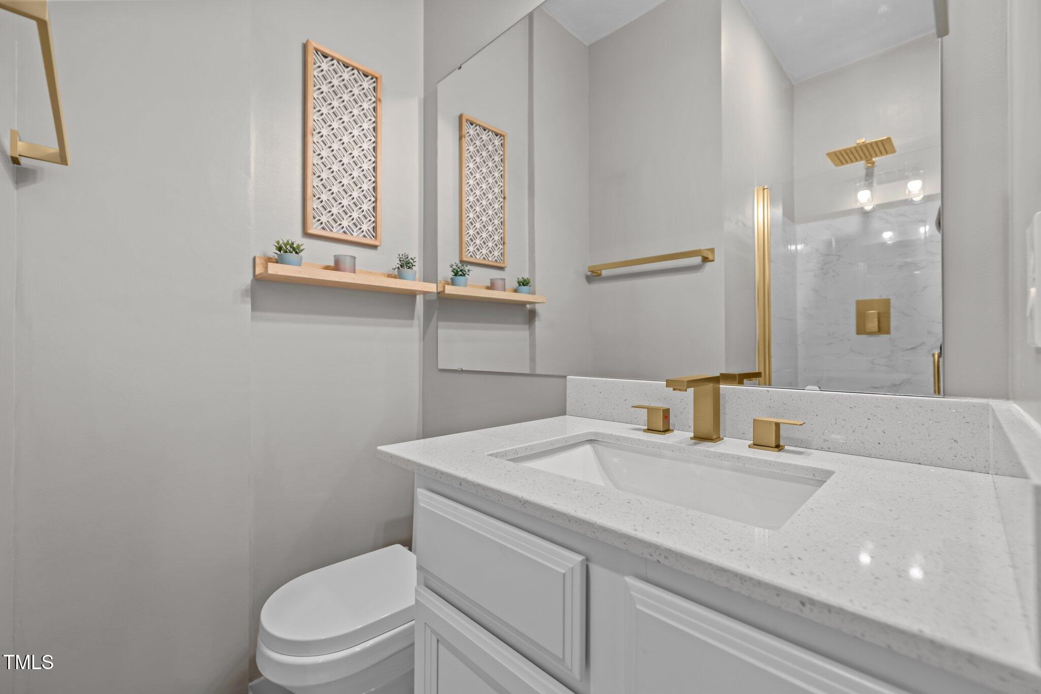 Chapel Hill, North Carolina, 27517, United States, 5 Bedrooms Bedrooms, ,5 BathroomsBathrooms,Residential,For Sale,1991048