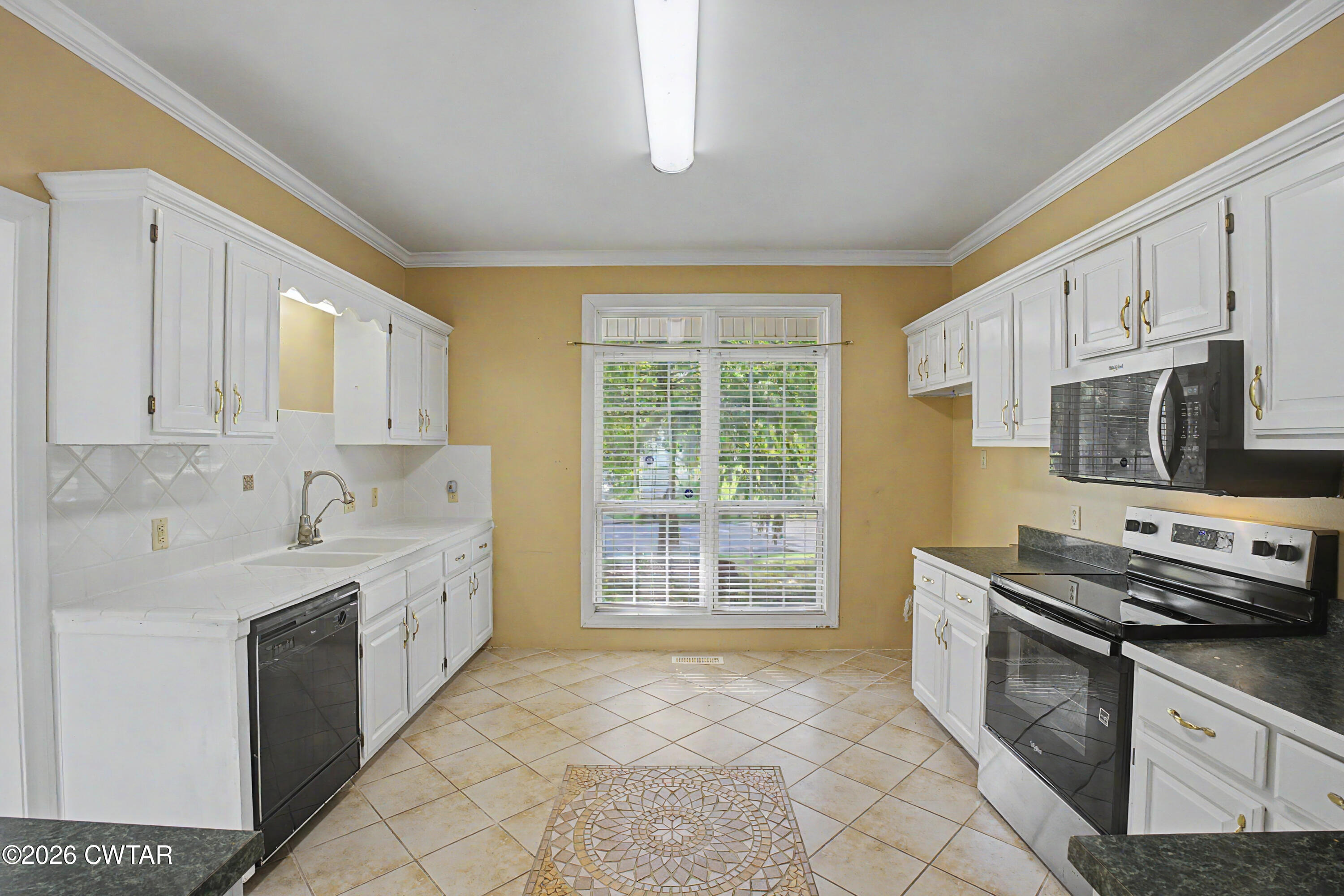 Country Ln, Brownsville, TN 38012