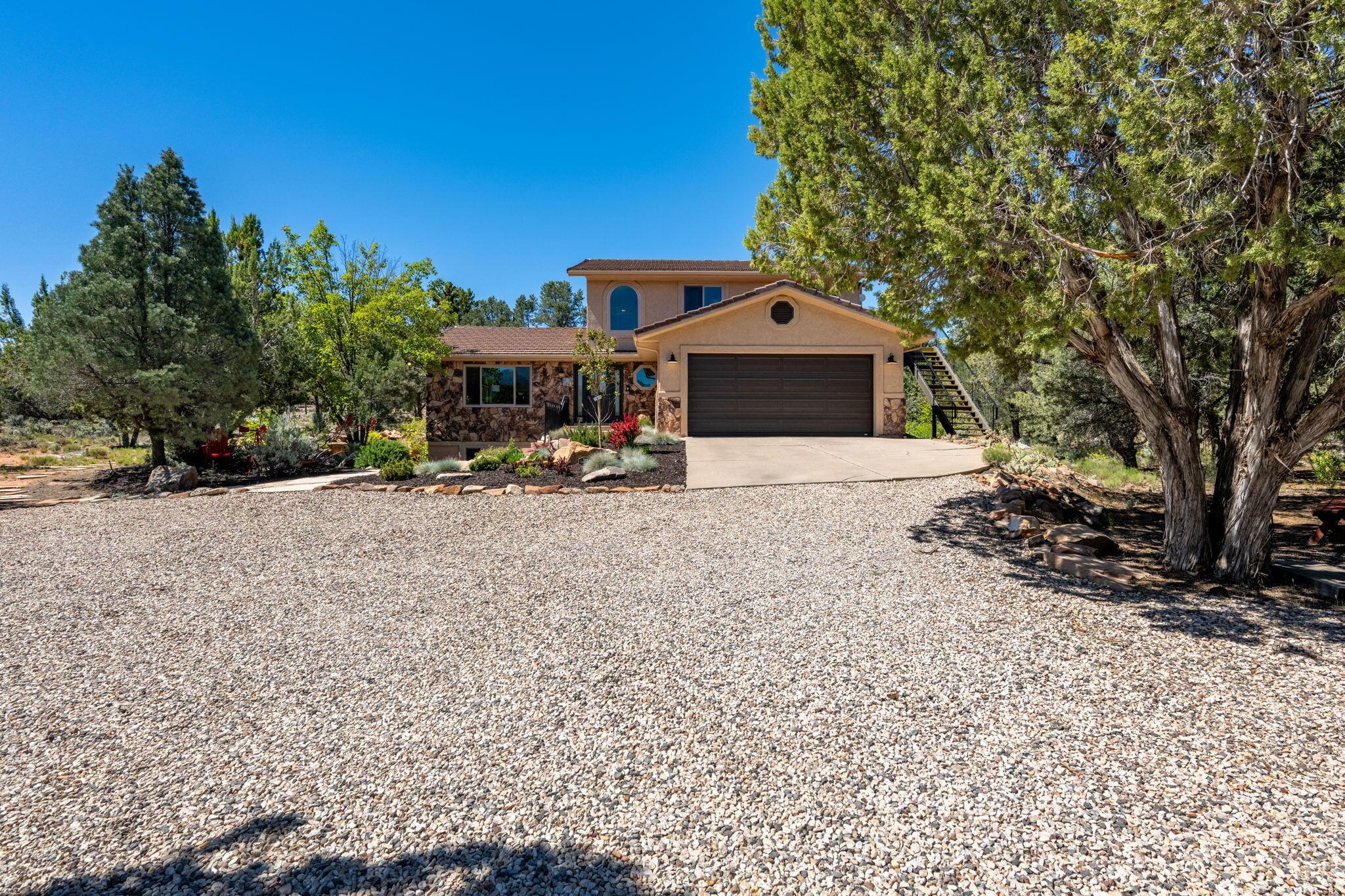 Dammeron Valley, Utah, 84783, United States, 5 Bedrooms Bedrooms, ,3 BathroomsBathrooms,Residential,For Sale,2039749