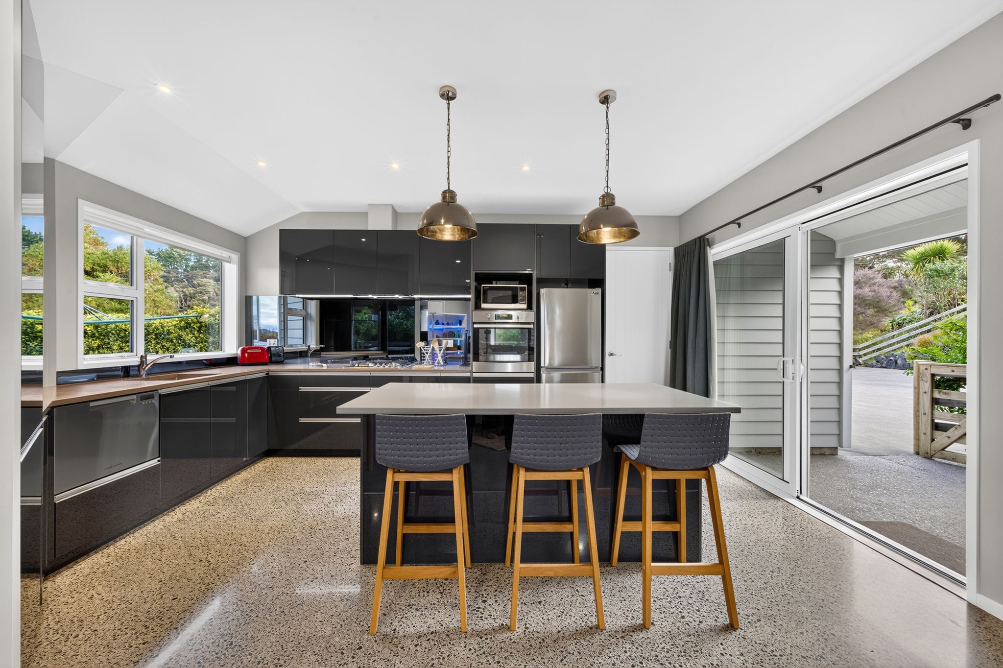  Bespoke in Design, Home and Income Retreat - 物件實景
